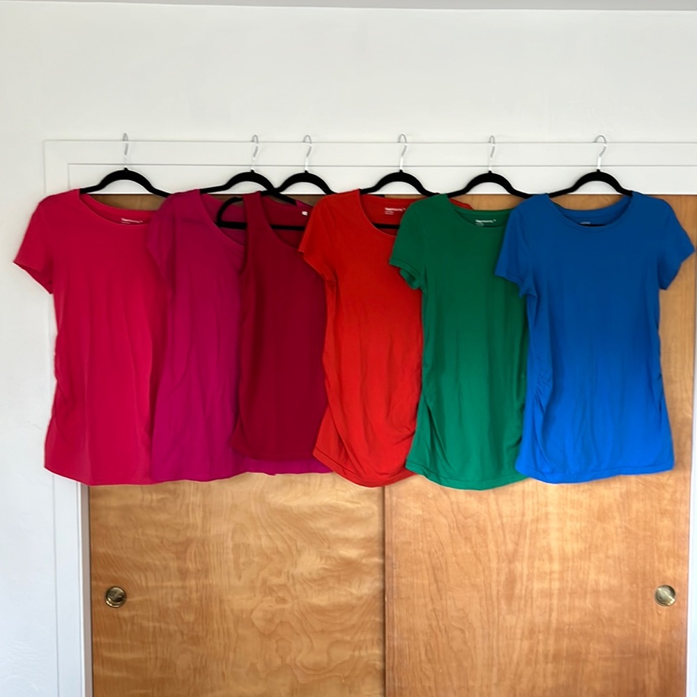 Maternity Casual Tee Bundle (Mixed but mostly Gap)